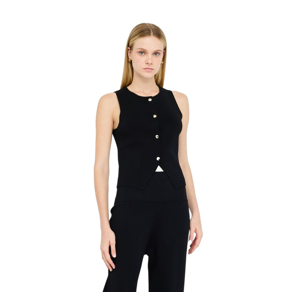 Gilet Donna con bottoni frontali Nero modella frontale