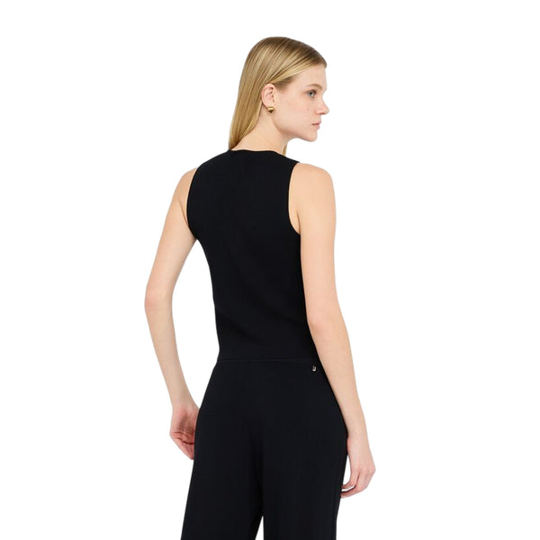 Gilet Donna con bottoni frontali Nero modella retro