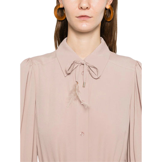 Abito corto Donna con rouches rosa dettaglio