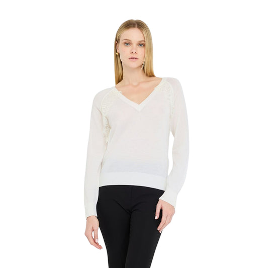 Maglia Donna in lana con pizzo Bianco modella frontale