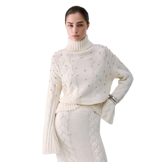 Maglia Donna a trecce con strass Bianco modella frontale