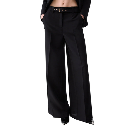 Pantalone Donna wide leg con cintura nero, modella frontale
