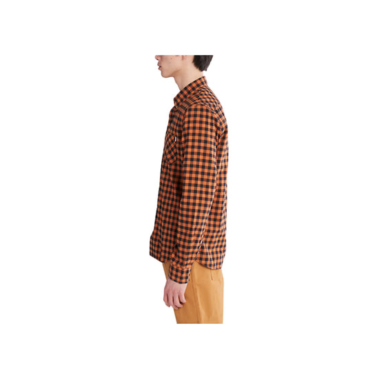 foto modello laterale camicia da uomo a quadri piccoli arancione Timberland