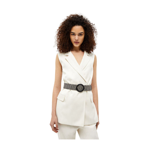 Long women's vest with belt