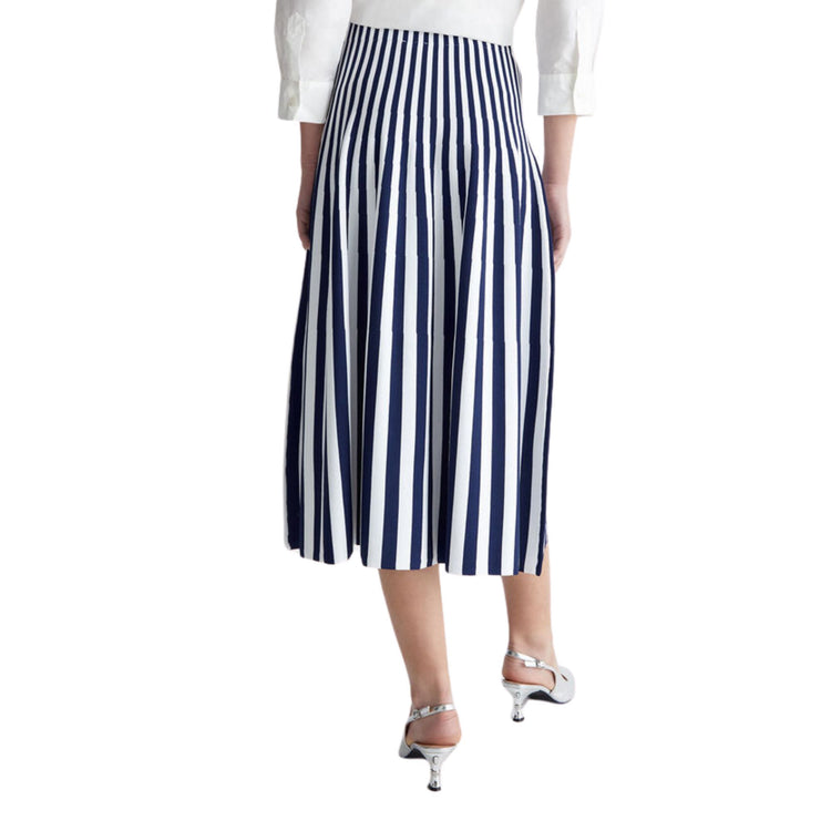 Women's skirt with striped pattern