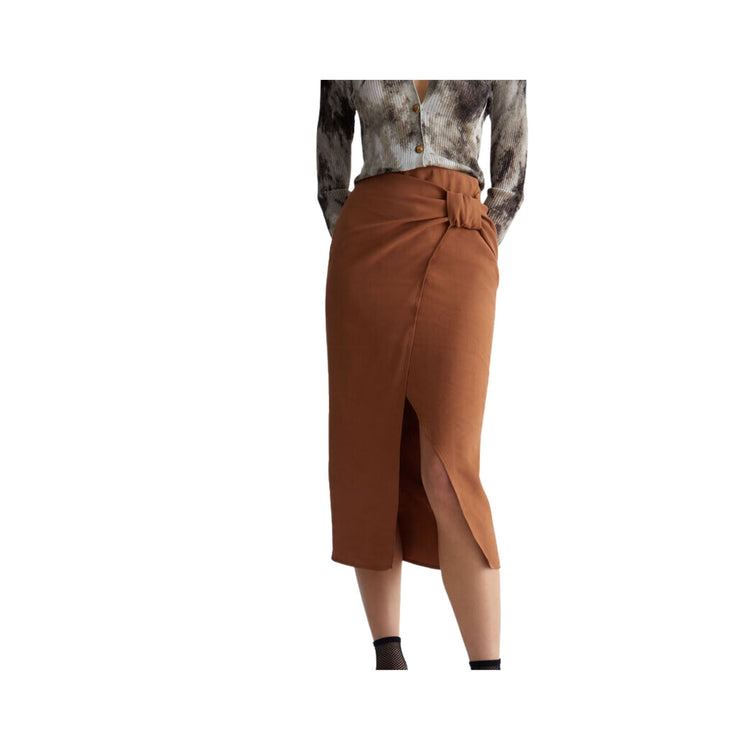 Women's longuette skirt with slit