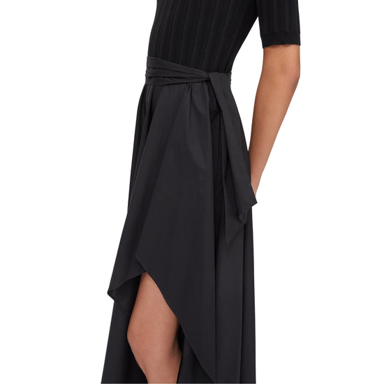 Abito Donna con fondo balloon in popeline Nero dettaglio gonna