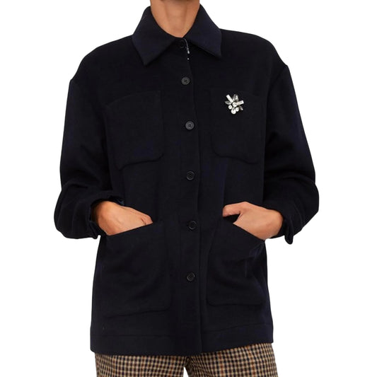 Giacca a camicia Donna con gioiello applicato modella frontale