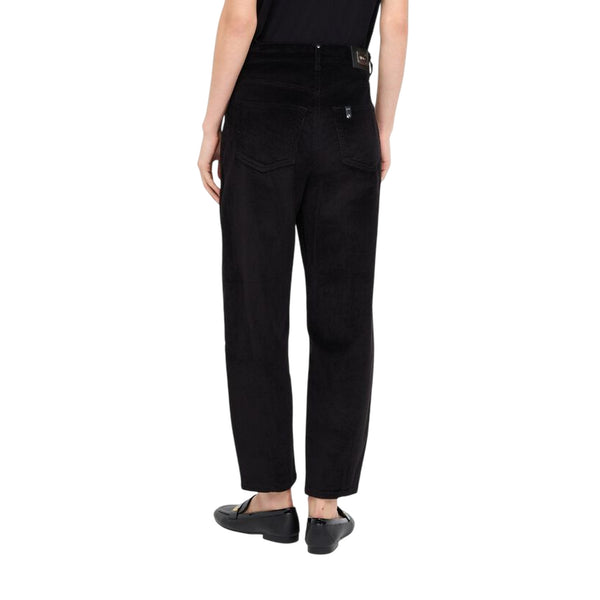 Pantaloni Donna balloon in velluto Nero modella retro
