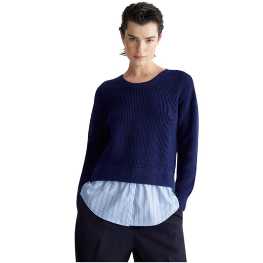 Women's sweater with flounce at the bottom