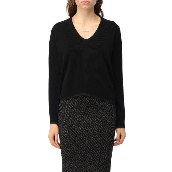 immagine frontale con modella Maglia nera da Donna LIU JO scollo a V