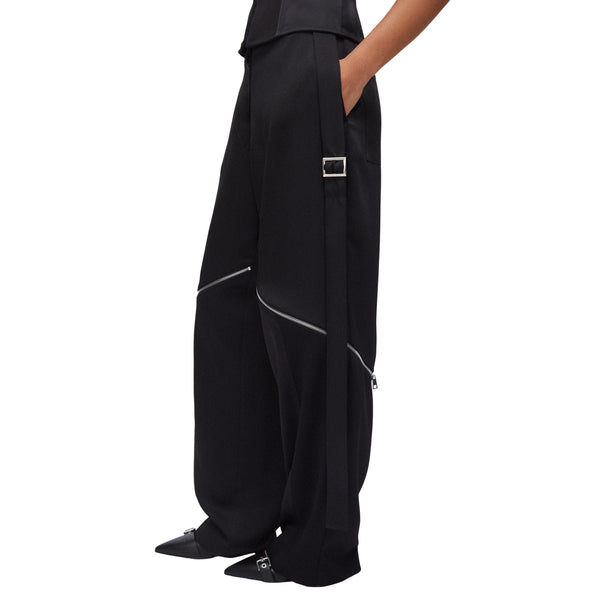 Pantalone Donna con dettagli zip modella laterale 
