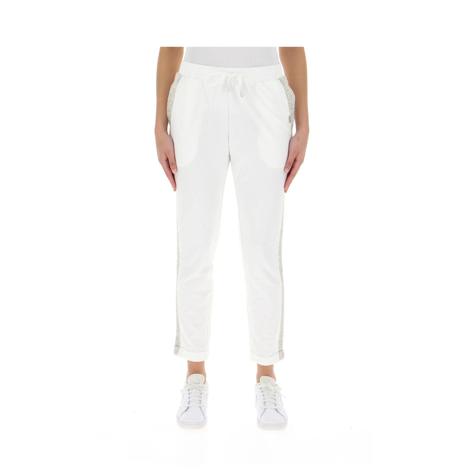 Pantalone in felpa con bande laterali in contrasto e risvolto sul fondo colore Bianco