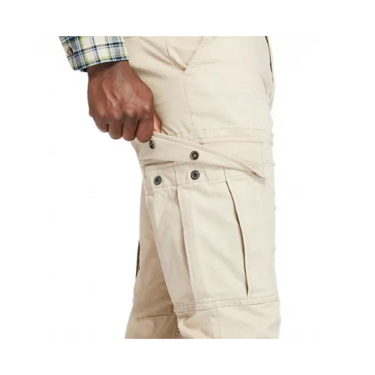Men's trousers with two side pockets