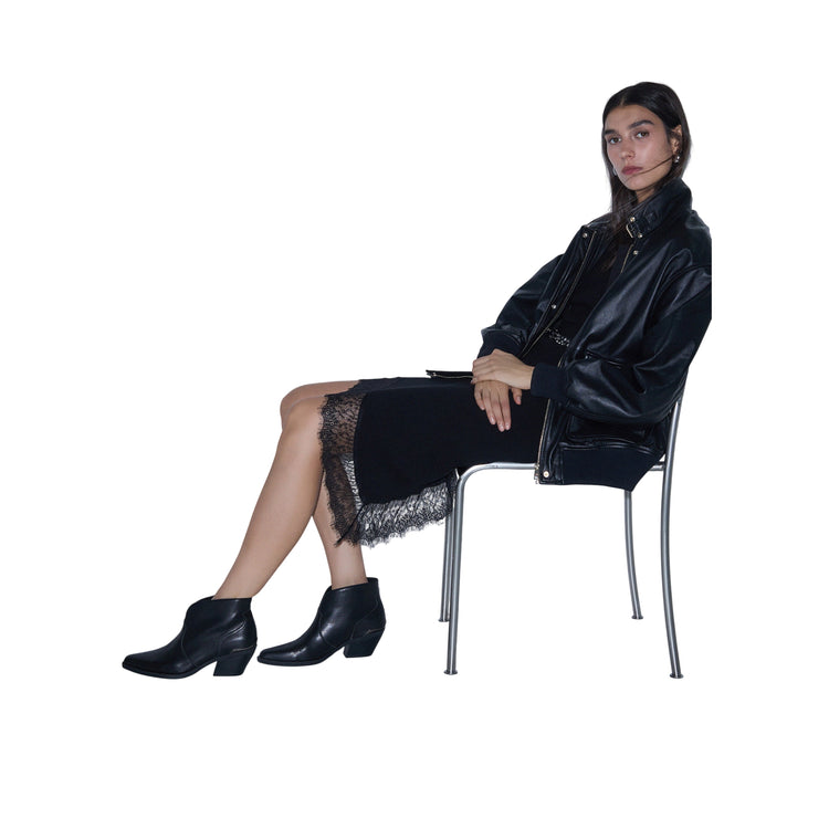 Stivaletti texani Donna in pelle nera modella
