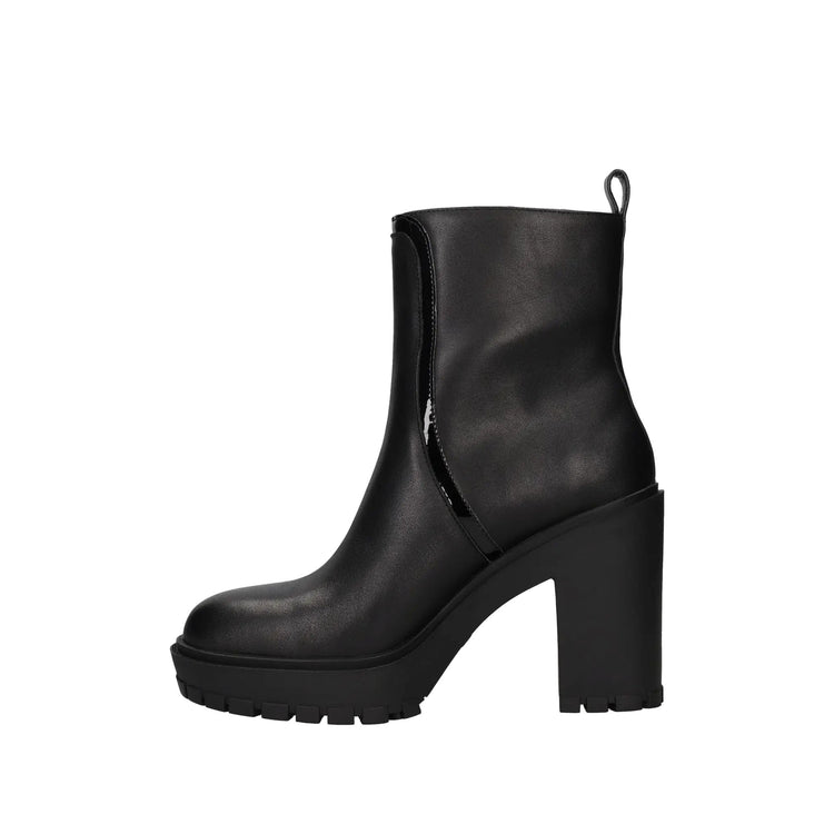 Stivaletto Donna Ruby con tacco nero