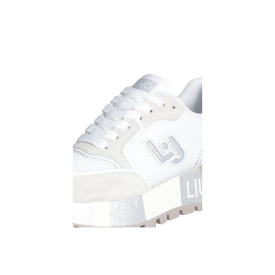 Dettaglio ravvicinato Sneakers con platform glitterata colore Bianco