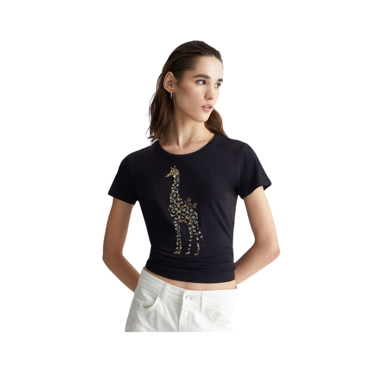 Modella con T-shirt con maniche corte e stampa di animale sul petto colore Nero