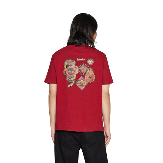 Retro modello con T-shirt a maniche corte con stampa Lunar New Year sul petto e sul retro colore Nero