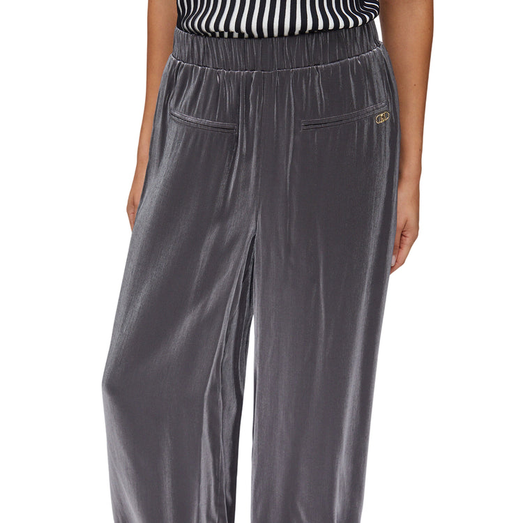 Pantaloni lunghi flare laminati grigi 