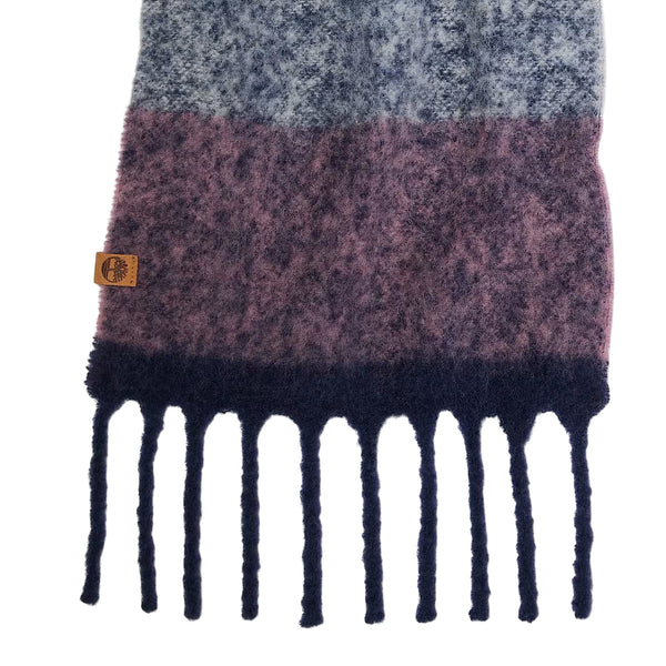 Sciarpa Donna intessuta a righe in rosa dettaglio