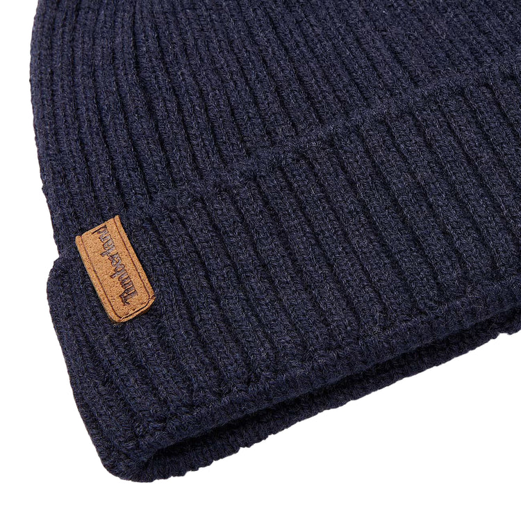 Berretto a coste Blu scuro con targhetta logata dettaglio