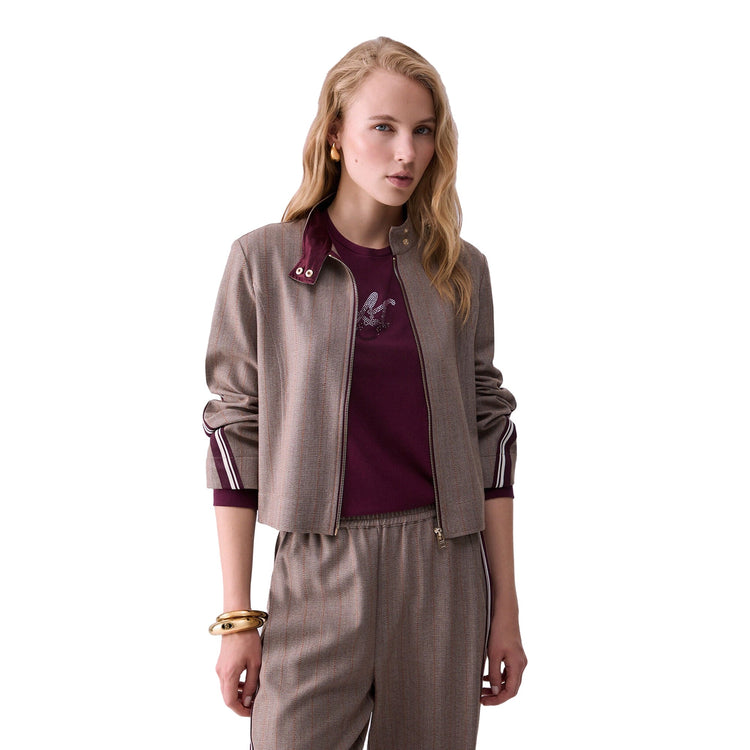 Giacca Donna con tape rigate bicolor modella frontale