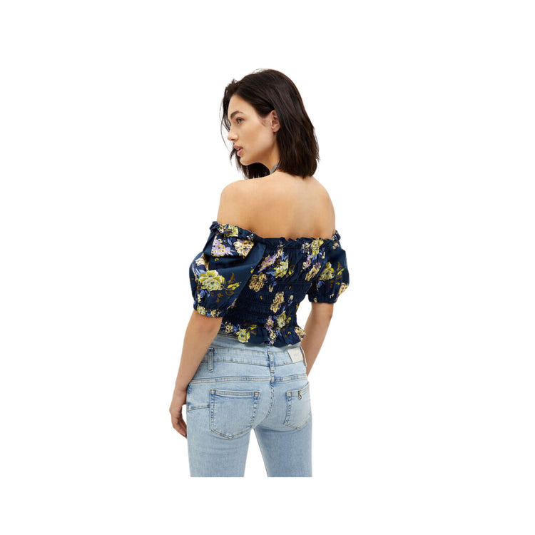 Top femme décolleté épaules dénudées