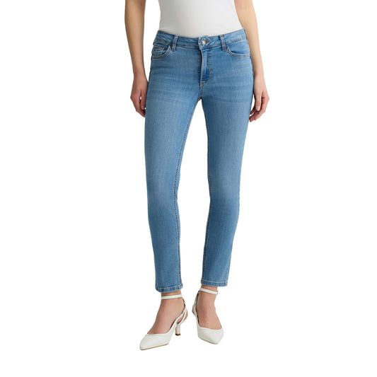 Jeans Donna skinny cropped modella frontale