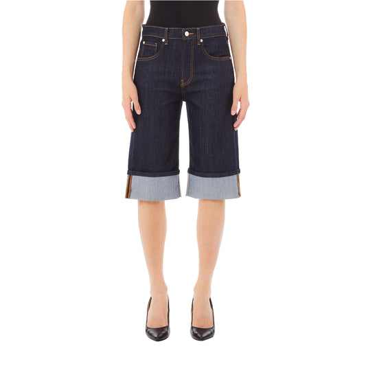 Bermuda Donna con risvolto in denim modella frontale