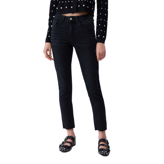 Jeans skinny Donna a vita alta in denim nero modella frontale