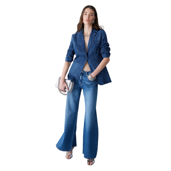 Blazer Donna in denim con strass modella intera frontale