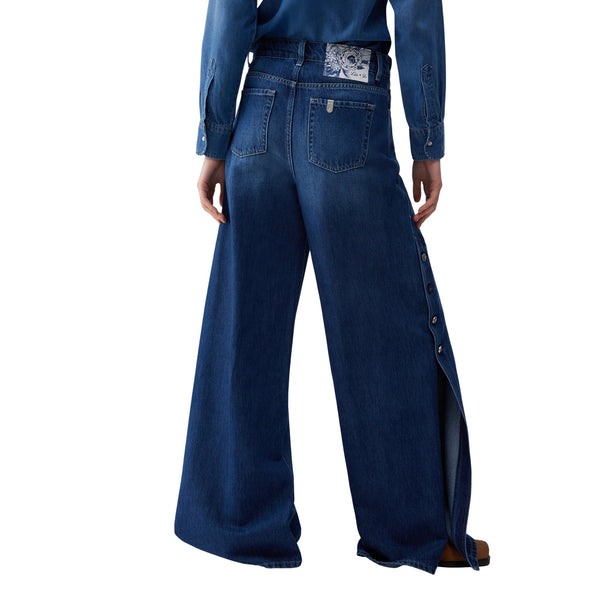 Jeans Donna con spacchi e bottoni laterali modella retro