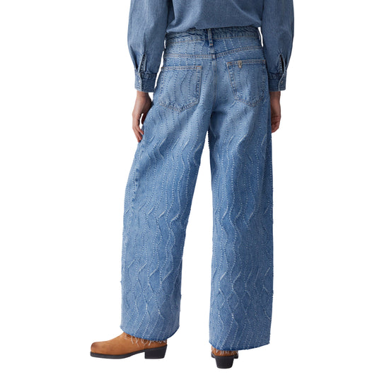 Jeans flare Donna con dettagli laserati modella retro