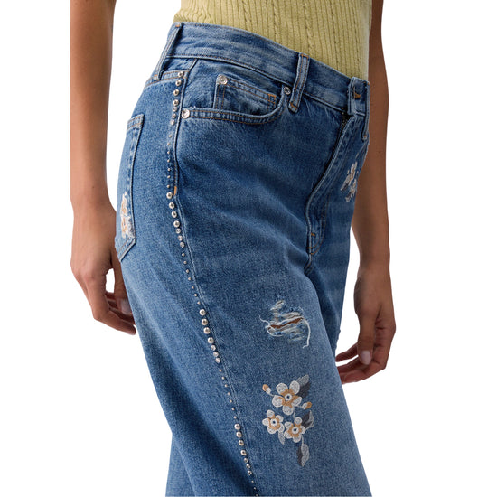 Jeans Donna con ricami floreali dettaglio