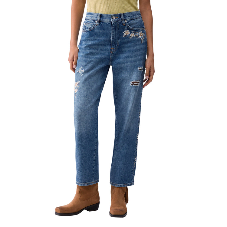 Jeans Donna con ricami floreali modella frontale