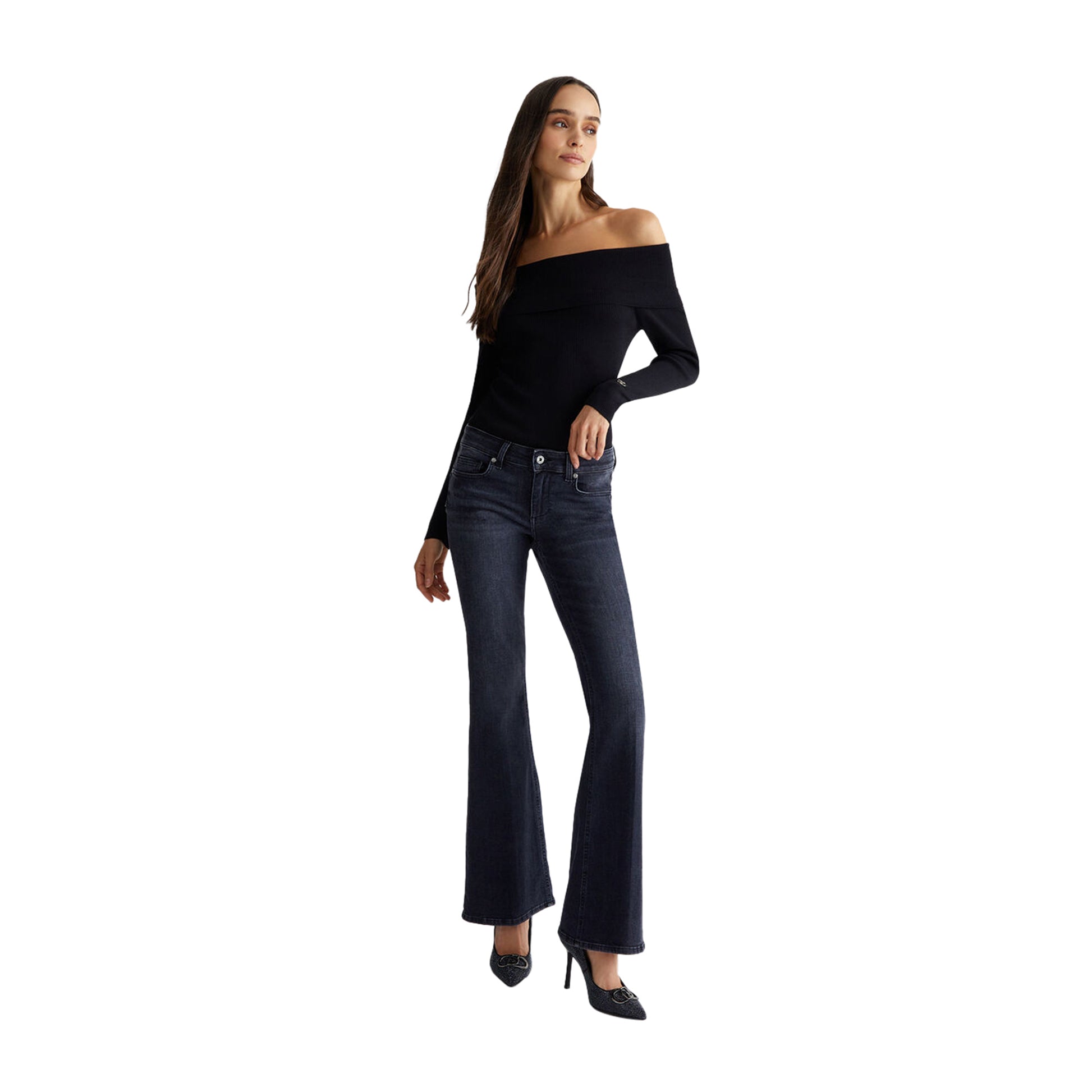 Jeans Donna Flare stretch neri modella intera frontale