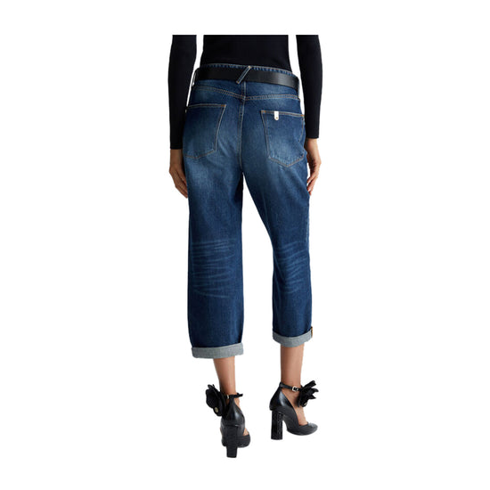 Jeans Donna modello boyfriend cropped modella retro