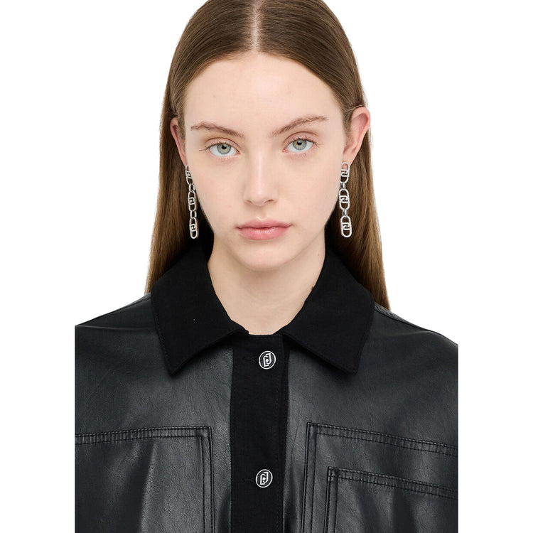 Giacca Donna in tessuto spalmato nero modella frontale ravvicinata