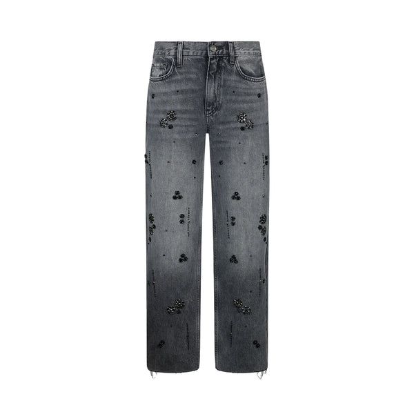 Acquista subito il Jeans Donna, realizzato in cotone e a vita bassa con gamba dritta, orlo sfrangiato e logo in metallo sul retro, firmato LiuJo su Martini 900: vieni a scoprire tutta la collezione sul nostro sito.