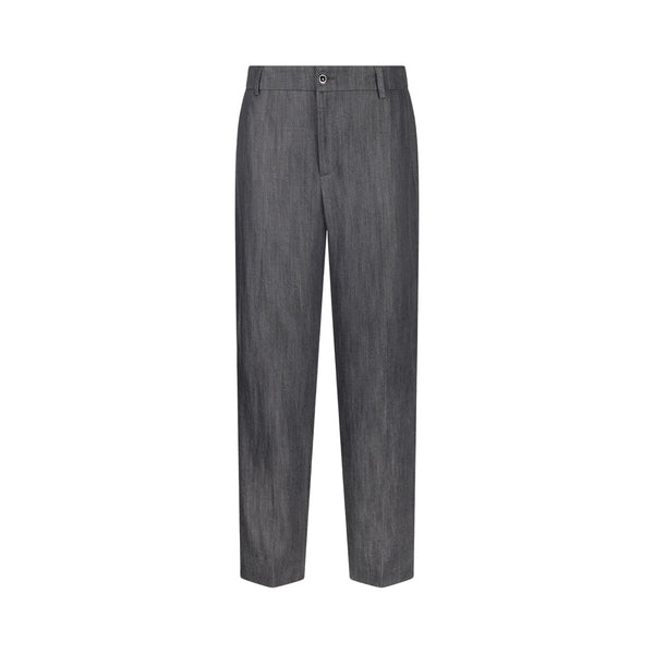 Acquista subito il Pantalone Donna a vita alta, gamba dritta e tasche a filetto sul retro firmato Liu Jo, su Martini 900: vieni scoprire tutta la collezione sul nostro sito