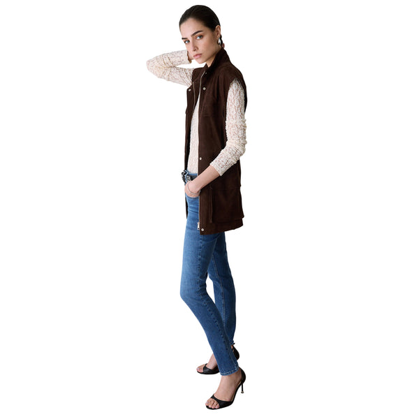 Jeans Donna con gamba skinny modella intera 
