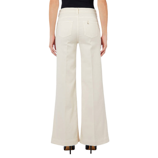 Pantalone Donna panna con bottoni decorativi, modella retro