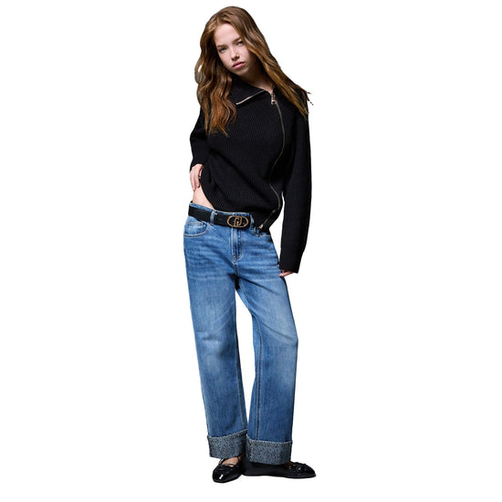 Jeans Donna con risvolto con microstrass modella intera frontalle