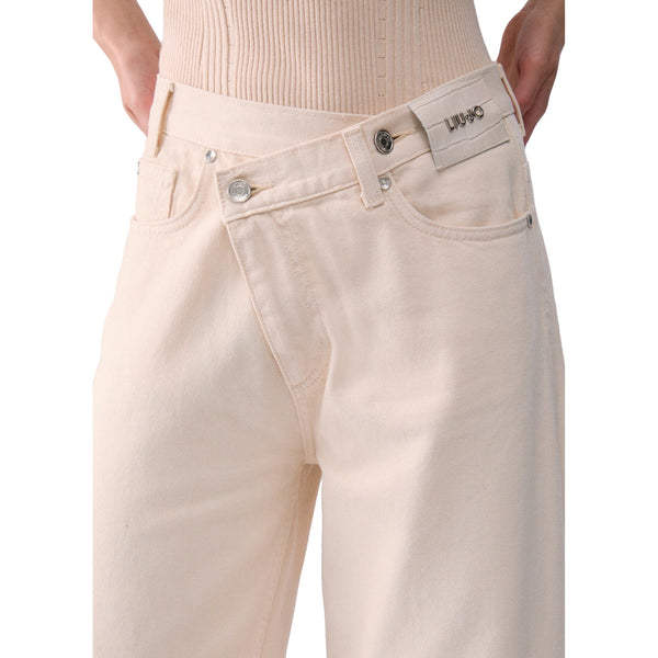 Pantalone Donna con vita asimmetrica beige chiaro dettaglio