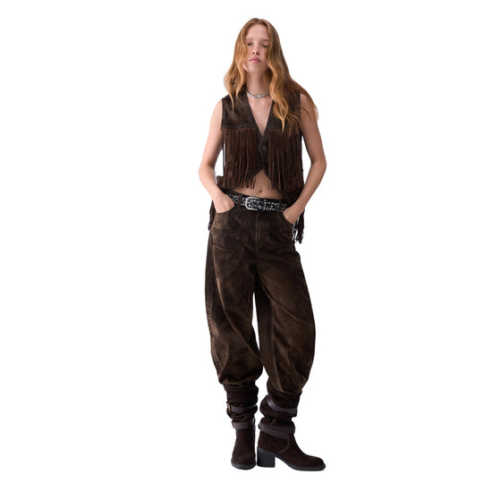 Gilet Donna in tessuto floccato con frange marrone, modella intera frontale