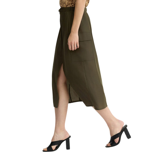 Gonna Longuette da Donna modello cargo modella laterale