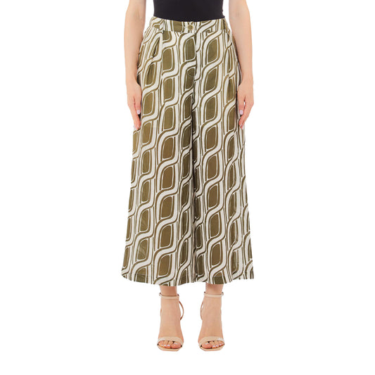 Pantaloni Donna a palazzo in ramiè verde modella frontale