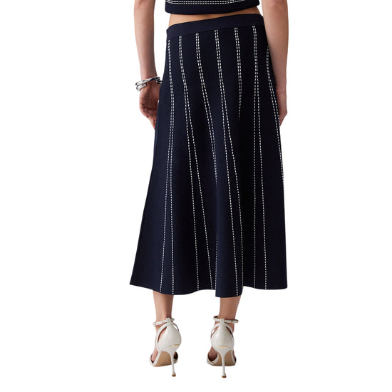 Gonna blu lunga in maglia con cuciture bianche