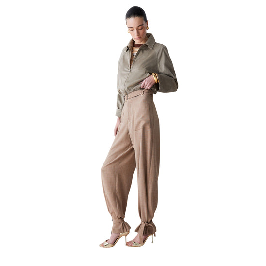 Pantaloni marroni con fiocco sulla caviglia